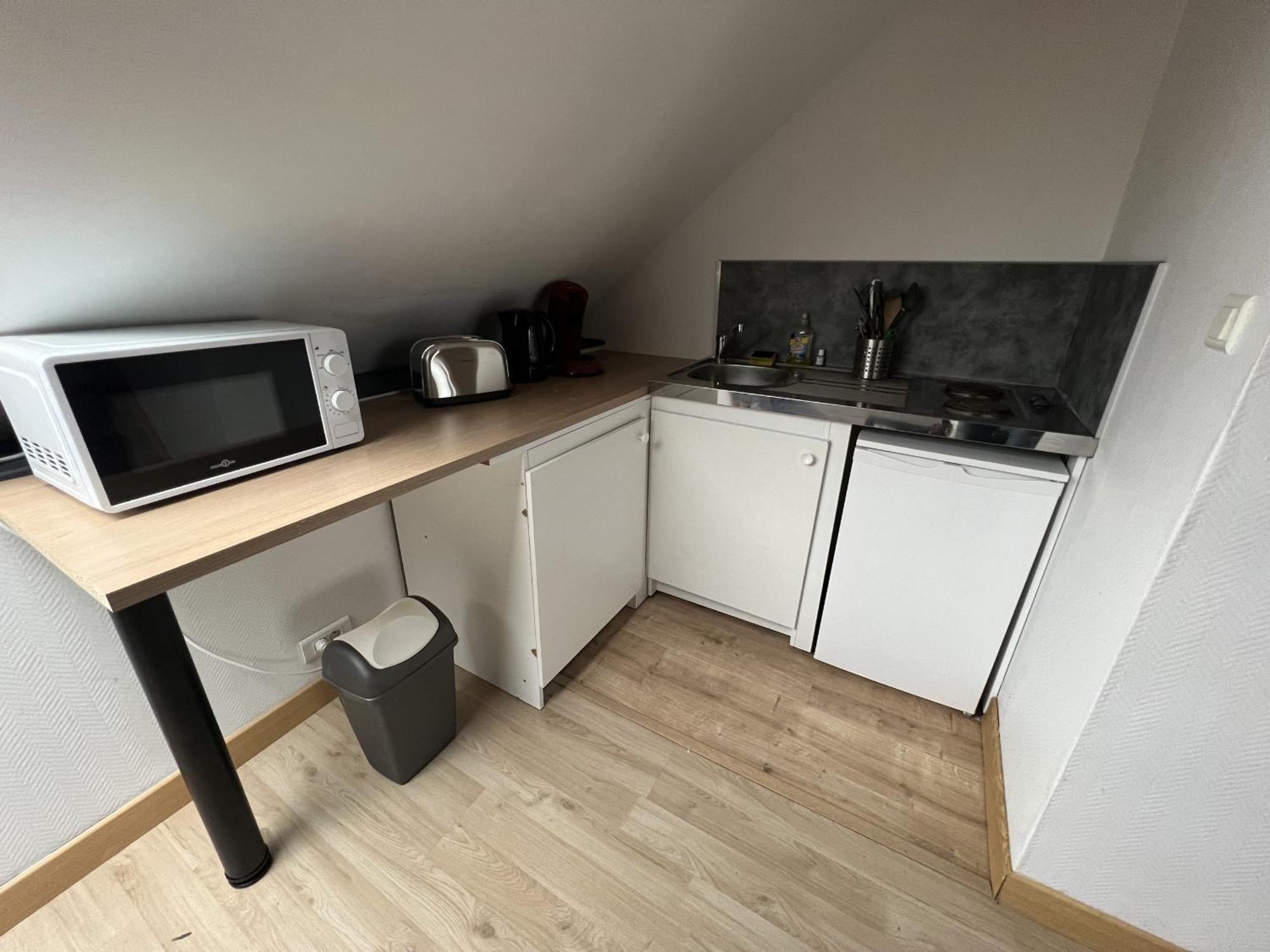 Amiens, Sous Les Toits 4-6 Pers Appartement